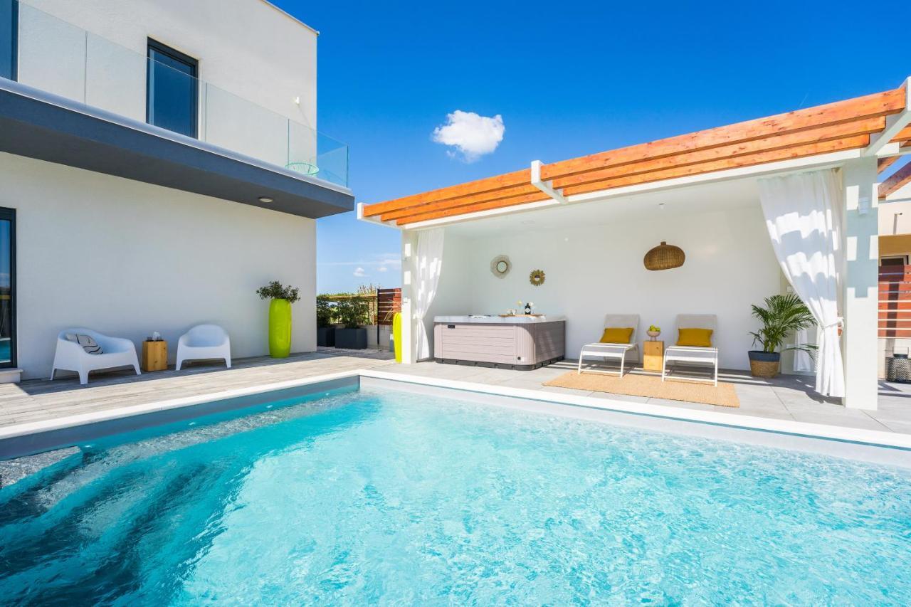 Villa Olea With Heated Pool And Jacuzzi Sukošan Eksteriør billede