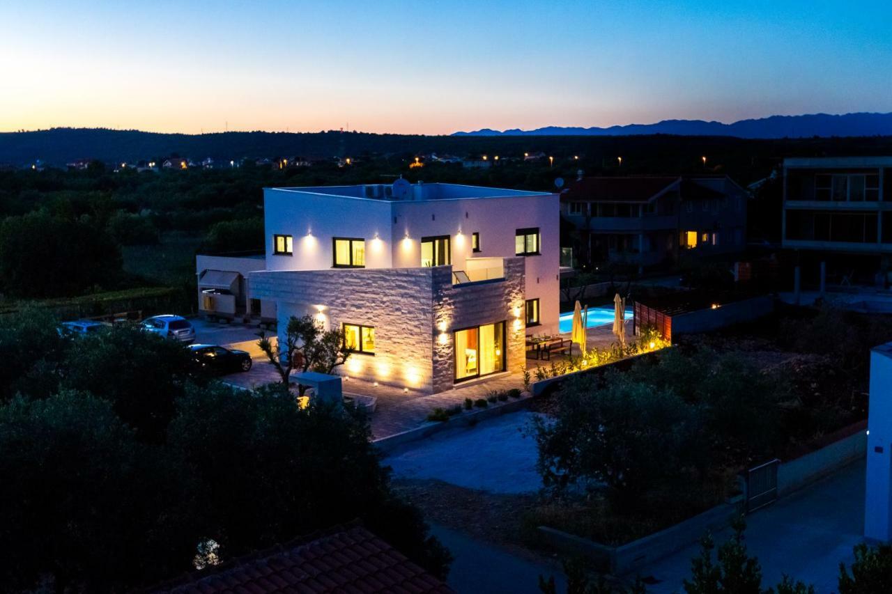 Villa Olea With Heated Pool And Jacuzzi Sukošan Eksteriør billede